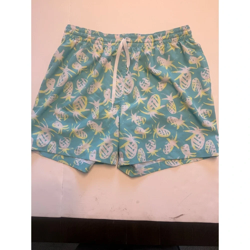 Chubbies Mens The Weekend Swim Trunks Teal Pineapple Print MeshLined 5.5InseamXL